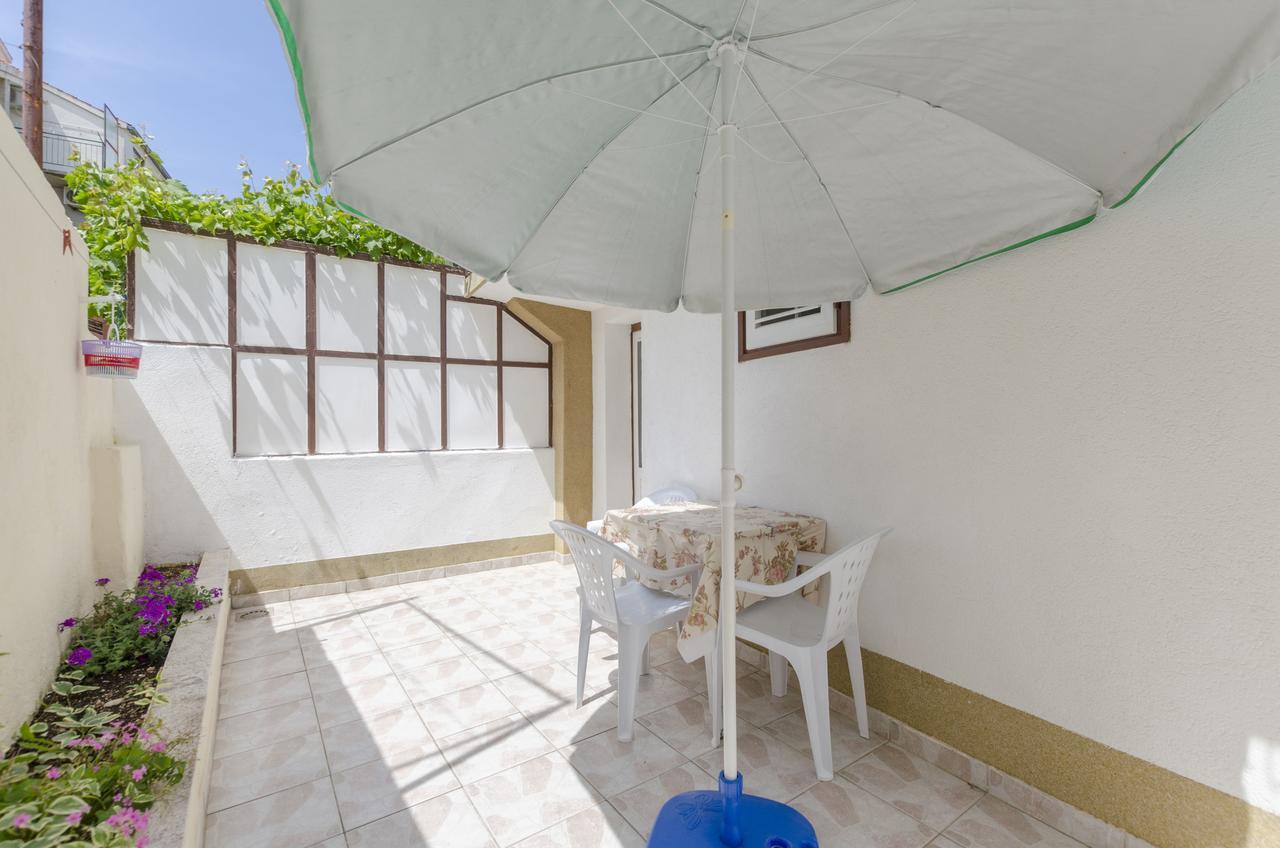 Visnja Apartment Primosten